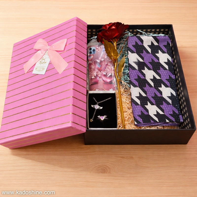 delnavaz gift box 1 باکس هدیه مدل دلنواز 1