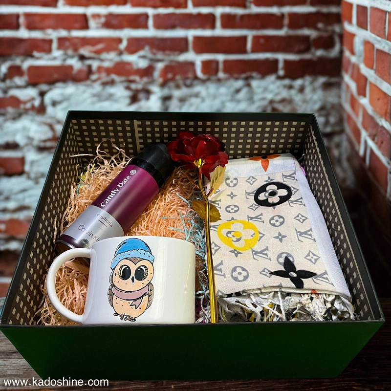 kind model gift box 1 باکس هدیه مدل مهربان 1